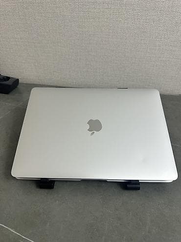 Ноутбуки Apple (MacBook): Ультрабук, Б/у, Apple M1, ОЗУ, RAM: 8 ГБ — 4