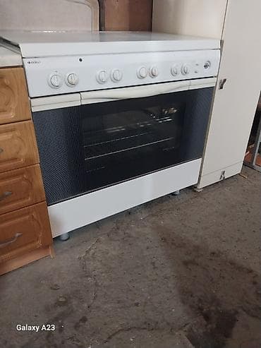 fre fire: Газовая плита с духовкой Indesit - Комбинированная варочная — 2