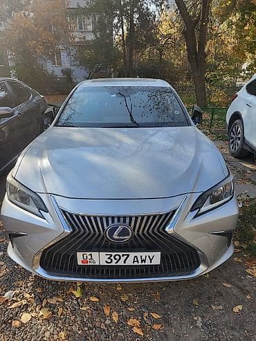 Lexus ES: 2020 г., 2.5 л, Вариатор, Гибрид, Седан