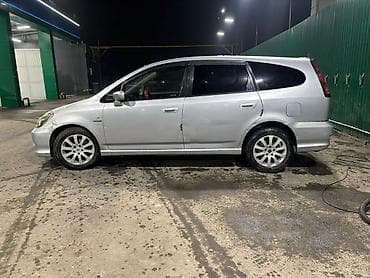 удлинённая: Honda Stream: 2003 г., 1.7 л, Автомат, Бензин, Универсал — 1