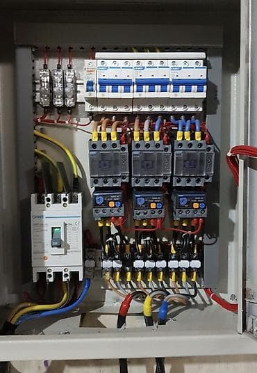 Электрический щит, Металлические, CHINT, Трехфазные