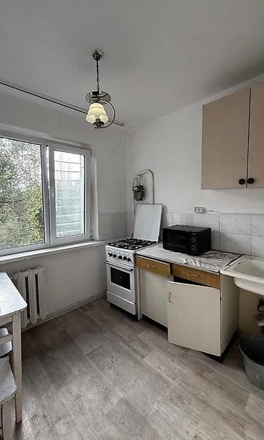 58: 3 комнаты, 58 м², 4 мкр 104 серия, 4 этаж, Косметический ремонт — 7