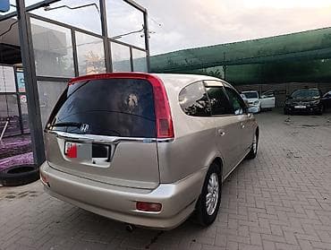 мицубиси спэйс стар: Honda Stream: 2001 г., Автомат, Бензин, Минивэн — 3