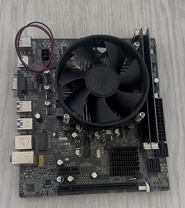 jack e4: Материнская плата для ПК, Micro-ATX — 1