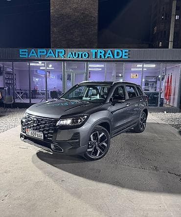Changan CS75: 2025 г., 1.5 л, Автомат, Бензин, Кроссовер — 1