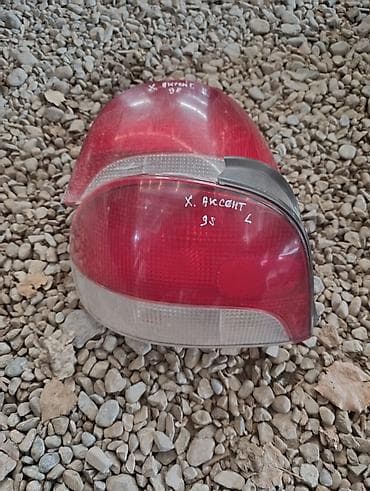 мир света: Комплект стоп-сигналов Hyundai 1998 г. — 2