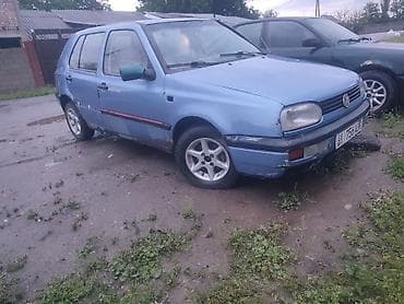 Продажа авто: Volkswagen Golf: 1992 г., 1.8 л, Механика, Бензин, Хэтчбэк — 2