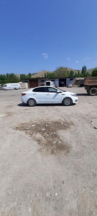 электро байк: Kia Rio: 2015 г., 1.6 л, Автомат, Бензин, Седан — 2