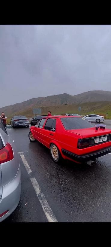 дамкрат авто: Volkswagen Jetta: 1986 г., 1.8 л, Механика, Бензин, Седан — 3