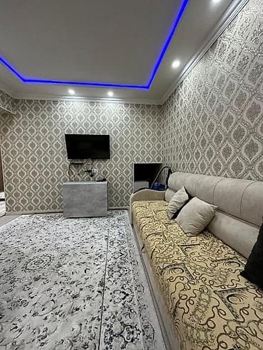 Двухэтажный дом из кирпича с закрытым двором и мощёной площадкой — 4