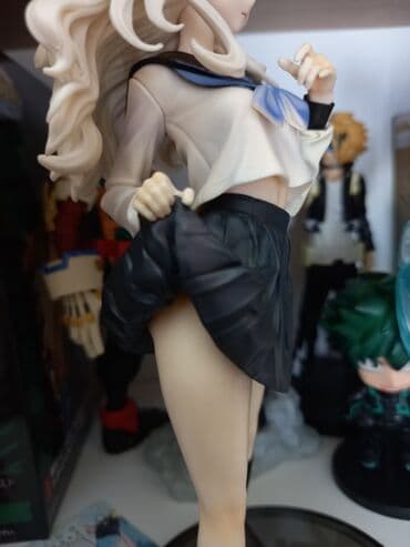 стоимость фарфоровых статуэток: Фуюсаки Иори из игры 13 Sentinels Материал: ПВХ Высота: 19 см — 5