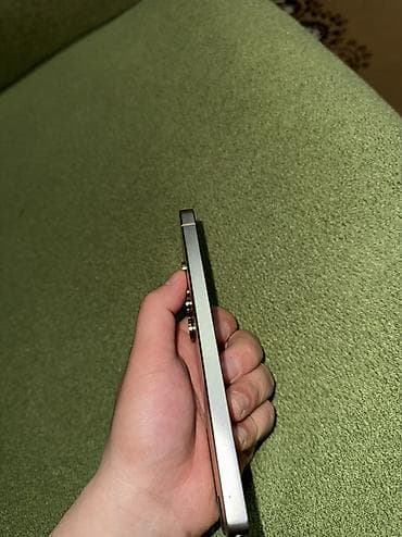 s 65: Samsung Galaxy S25 Ultra, Б/у, 256 ГБ, цвет - Серебристый, 1 SIM — 5