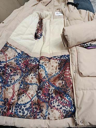 Находки, отдам даром: Отдаю даром 
адрес 8 мкр по Жукеева Пудовкина
куртка 8-10 лет — 2