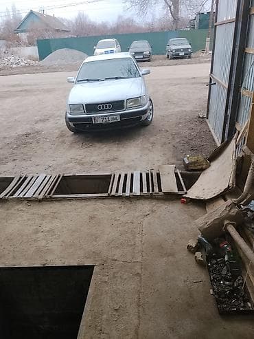 toyota avensis 1: Audi 100: 1991 г., 2.4 л, Ручные, Бензин, Седан — 5