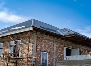 сдаю дом лебединовка: Кровельные и фасадные работы из профнастила/металла. - Изготовление и — 1