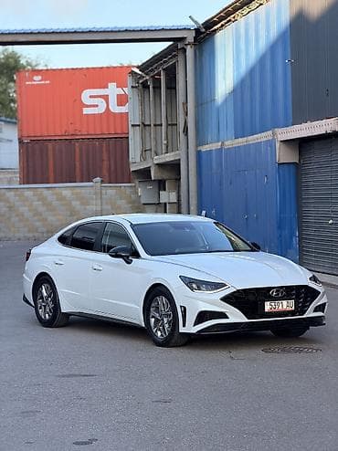 Транспорт: Hyundai Sonata: 2021 г., 2.5 л, Бензин, Седан — 3
