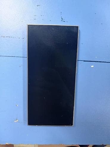 Продаю Samsung Galaxy S24 Ultra, титановый/серый цвет Состояние