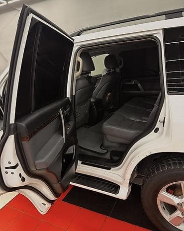 Унаа: Toyota Land Cruiser: 2009 г., 4.9 л, Автомат, Газ, Жол тандабас — 5