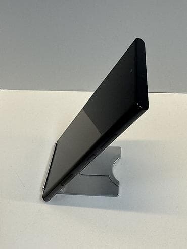 galax: Samsung Galaxy S22 Ultra, 256 ГБ — 2