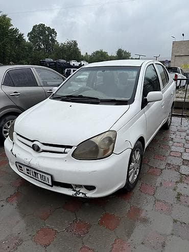 corolla 2004: Toyota Platz: 2003 г., 1.5 л, Автомат, Бензин, Седан — 2