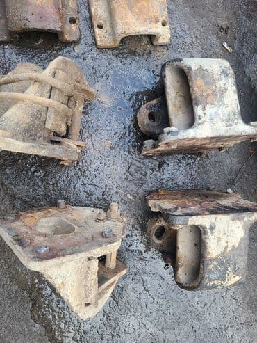 парикмахерское оборудование бу в бишкеке: Продаю маз кронштейн комплект задный состояние хороший — 2