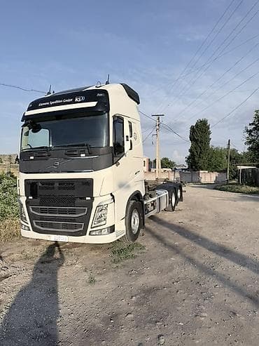 дверь на ниссан примера: Тягач, Volvo, 2020 г., Без прицепа — 6