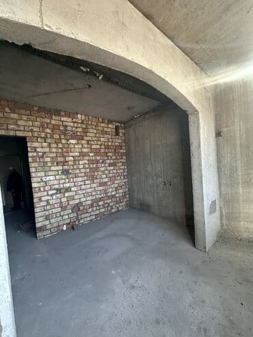 купить квартиру в бишкеке от delmar group: Индивидуалка, 1 комната, 44 м² — 5