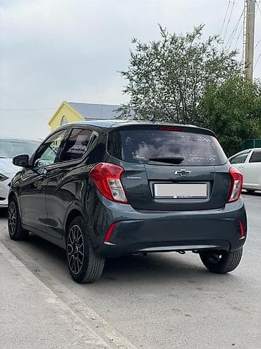цены спарк: Chevrolet Spark: 2016 г., 1 л, Бензин, Хэтчбэк — 4