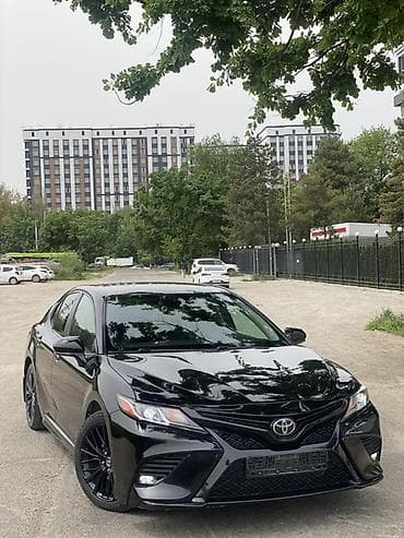 Toyota Camry: 2020 г., 2.5 л, Автомат, Бензин, Седан