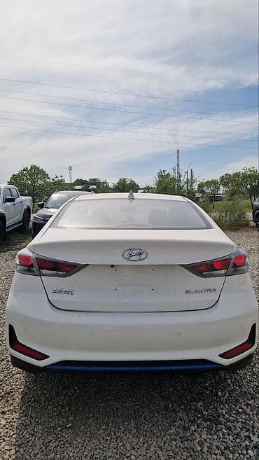 Продажа авто: Hyundai Elantra: 2020 г., 1.6 л, Автомат, Гибрид, Седан — 3