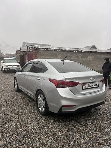 lada 2113: Hyundai Solaris: 2018 г., 1.6 л, Автомат, Бензин, Седан — 4