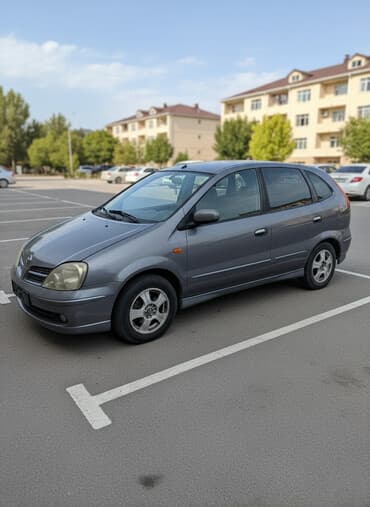 Nissan Almera Tino: 2003 г., 1.8 л, Автомат, Бензин, Хэтчбэк
