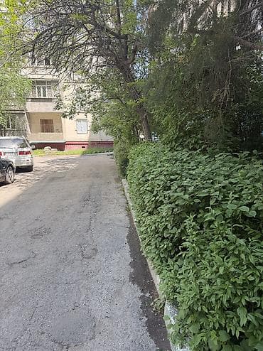 сдаю ком: 4 комнаты, 100 м², 106 серия улучшенная, 5 этаж, Евроремонт — 3