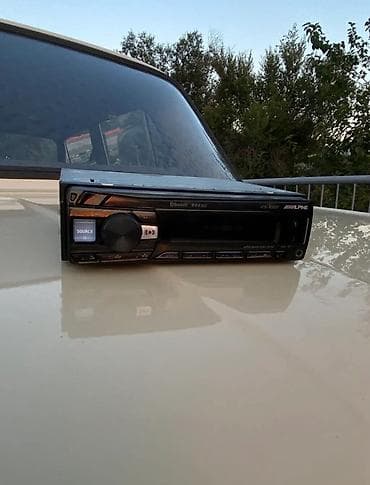Автомагнитола Alpine UTE-80BT - 1-DIN, без CD-привода (Digital Media at lalafo.kg Автомагнитола Alpine UTE-80BT - 1-DIN, без CD-привода (Digital Media
