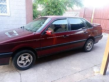 Продажа авто: Volkswagen Passat: 1991 г., 1.8 л, Механика, Бензин, Седан — 4