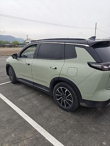 r17 kia: Weltmeister W6, 2022 г., 64000 км, Передний, В наличии — 3