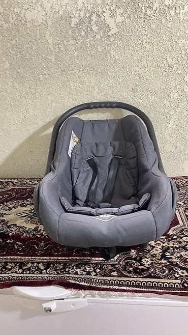 детские сиденья: Автокресло, цвет - Серый, Б/у — 2