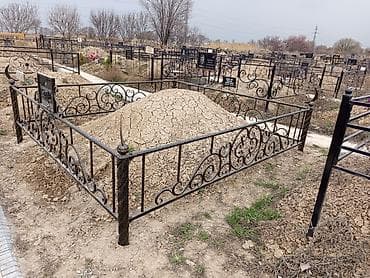 водный камень: Памятник в форме сердца из гранита. Варианты: - Модель PV1294 — — 5