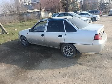 Daewoo: Daewoo Nexia: 2010 г., 1.5 л, Ручные, Бензин, Седан — 5