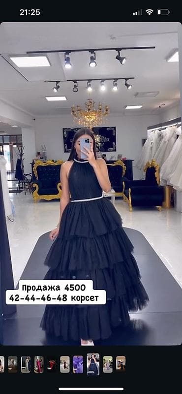 air monarch: Распродаю вечерние платья. Причина: Чтобы освободить кронштейн(новое — 9