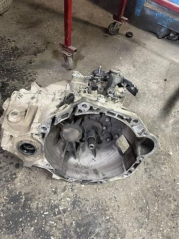 бир: Өткөргүч куту Механика Hyundai 2018 г. — 2