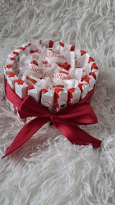 подарок для детей: Подарочные сладкие композиции и «торты» из конфет. - Форматы — 3