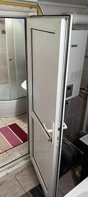 кыргыз недвижимости: 60 м², 3 бөлмө, Унаа токтотуучу жай, Забор, тосулган — 4