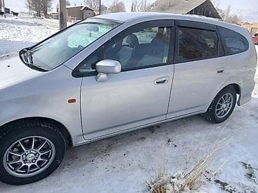 step vagon: Honda Stream: 2002 г., 2 л, Автомат, Бензин, Универсал — 2