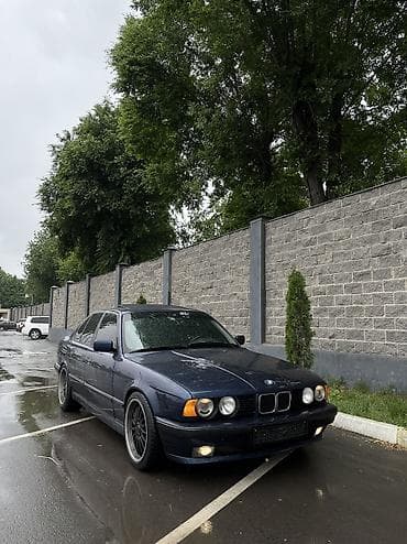 фокус 3: BMW 5 series: 1990 г., 3 л, Механика, Бензин, Седан — 1