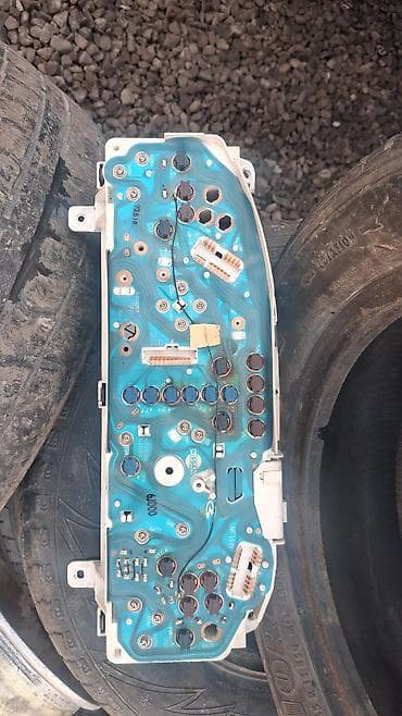 daf 95: Щиток приборов Nissan 1998 г., Б/у, Оригинал — 2