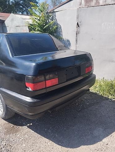 Volkswagen Vento: 1997 г., 2 л, Механика, Бензин, Седан
