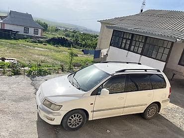 Транспорт: Mitsubishi Grandis: 2002 г., 2 л, Автомат, Бензин, Универсал — 1