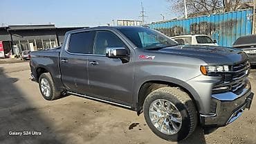 x 5: Chevrolet Silverado 1500: 2021 г., 5.3 л, Автомат, Бензин, Пикап — 5