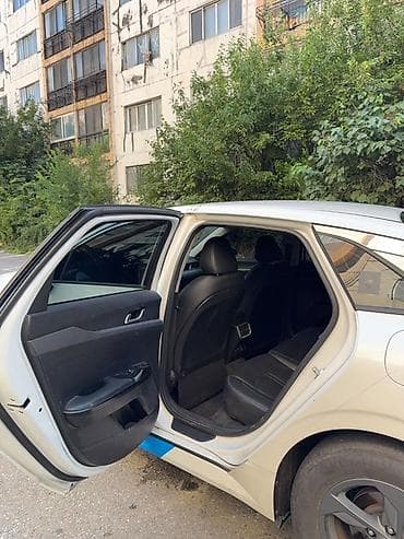 kia ev3: Kia K5: 2021 г., Автомат, Бензин, Седан — 9